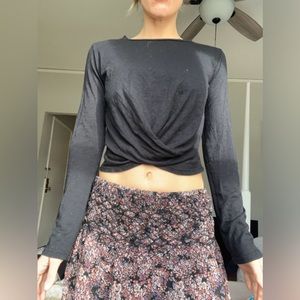 Black crop long sleeve size small